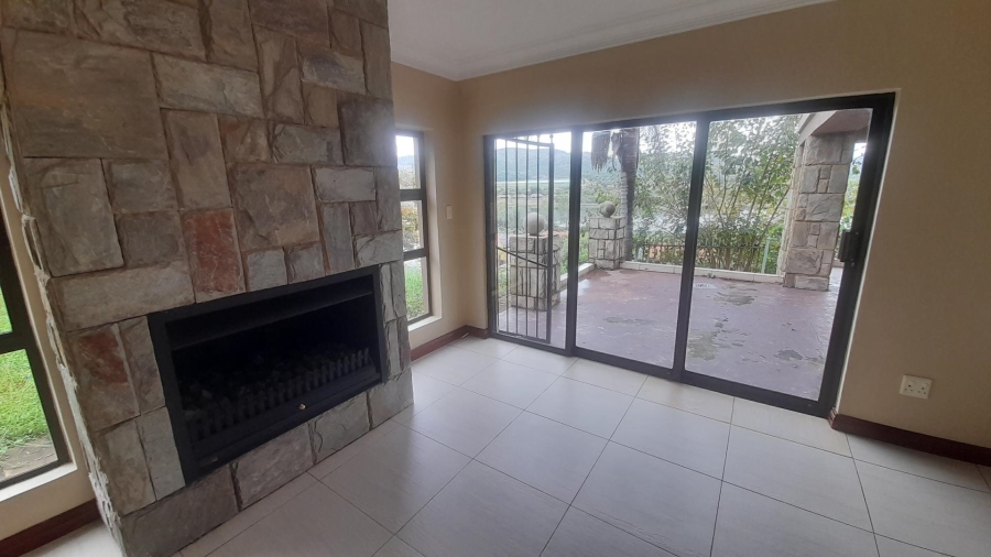 3 Bedroom Property for Sale in Birdwood Estate North West